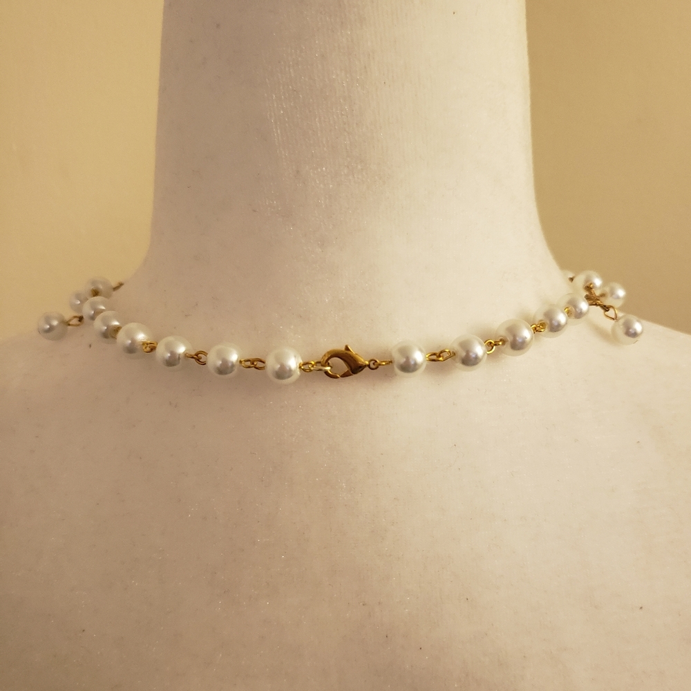 NWOT! The Spanish Princess Pearl Necklace - Picture 3 of 4